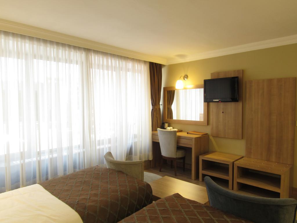 Kadikoy Park Suites Истанбул Екстериор снимка