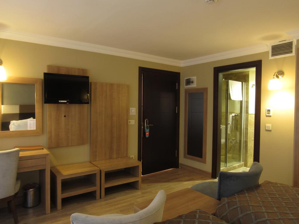 Kadikoy Park Suites Истанбул Екстериор снимка